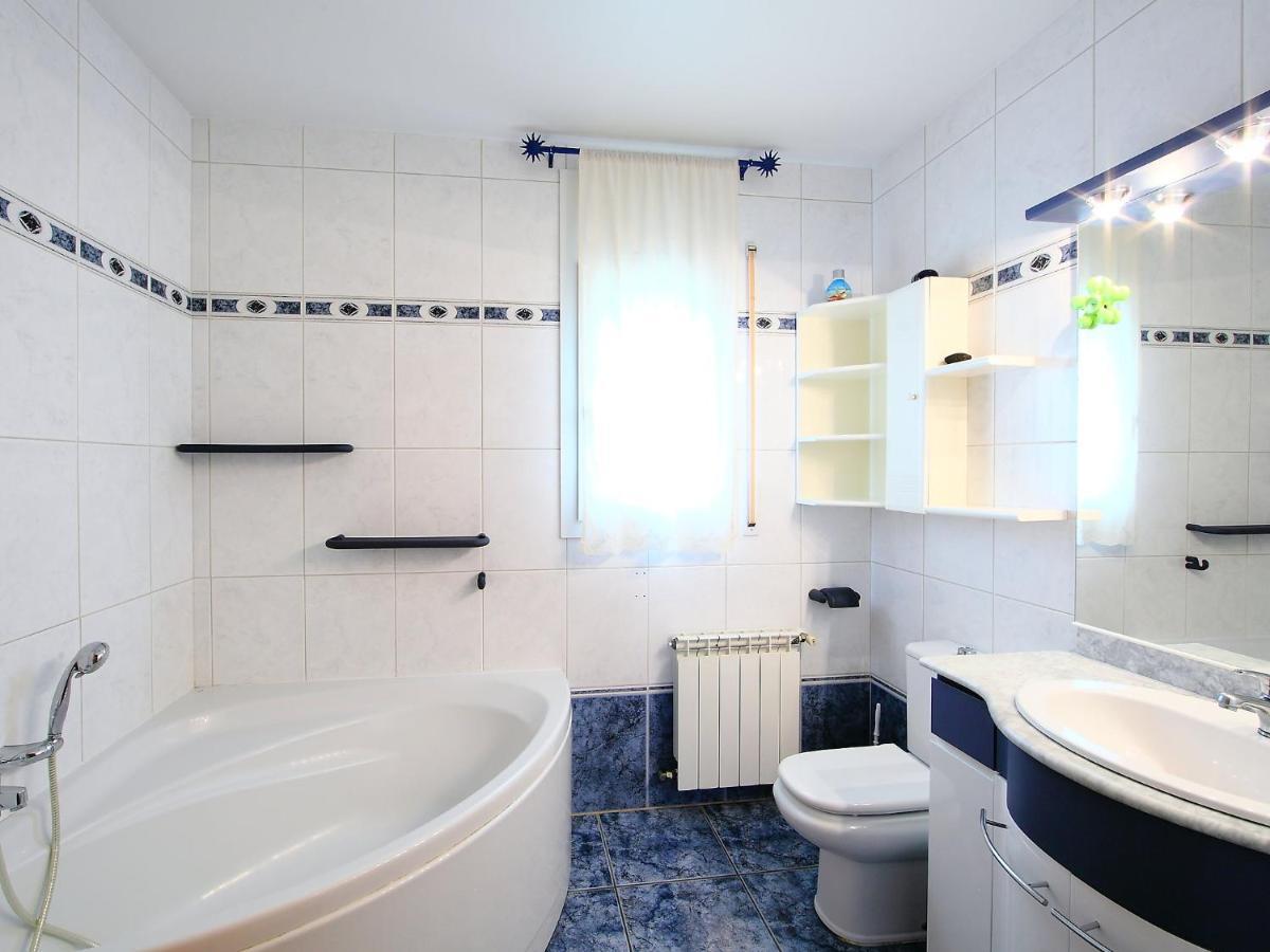ל'אמפולה Holiday Home Dirk By Interhome מראה חיצוני תמונה